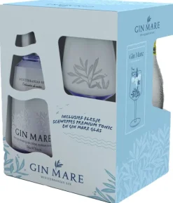 Gin Mare met Schweppes tonic en glas